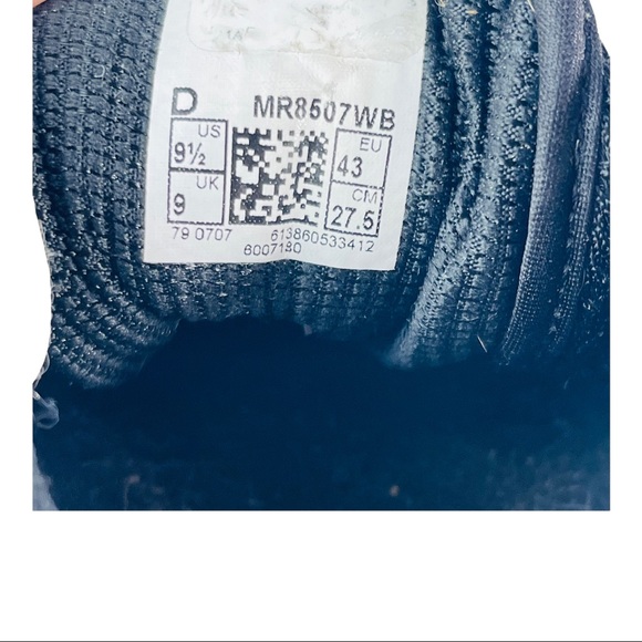 New Balance 8507 White Black Zip Running Shoes 9.5 - Picture 12 of 12